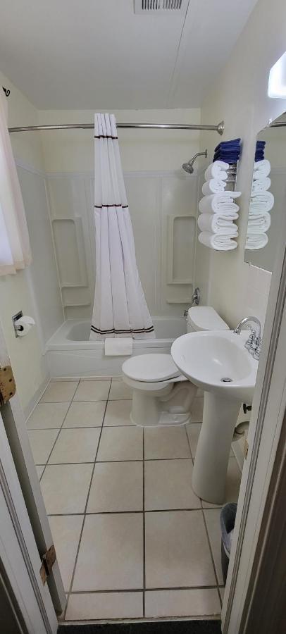 Husker Inn North Platte Εξωτερικό φωτογραφία