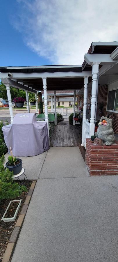 Husker Inn North Platte Εξωτερικό φωτογραφία